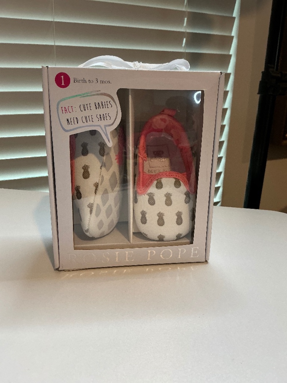 Pineapple cutie shoes size 1